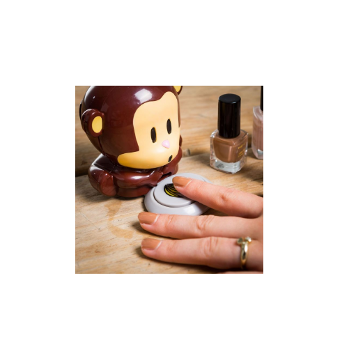 Petit singe sèche vernis à ongles